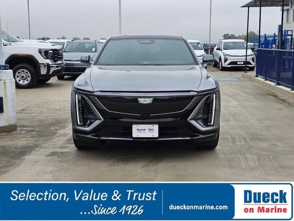 Cadillac Lyriq 2027 photo 3