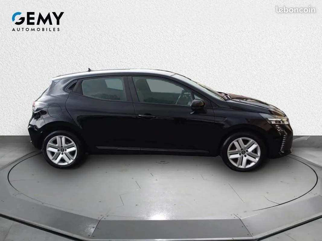 Renault Clio 2025 photo 4