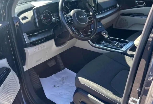 Kia Carnival 2024 photo 3