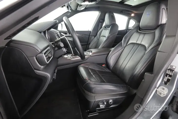 Maserati Levante 2023 photo 2