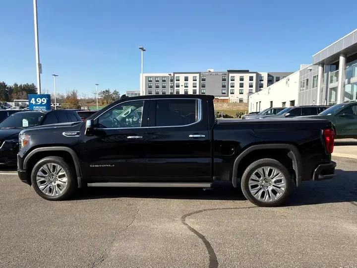 GMC Sierra 1500 2021 photo 2