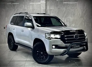 Toyota Land Cruiser 2018 photo 2