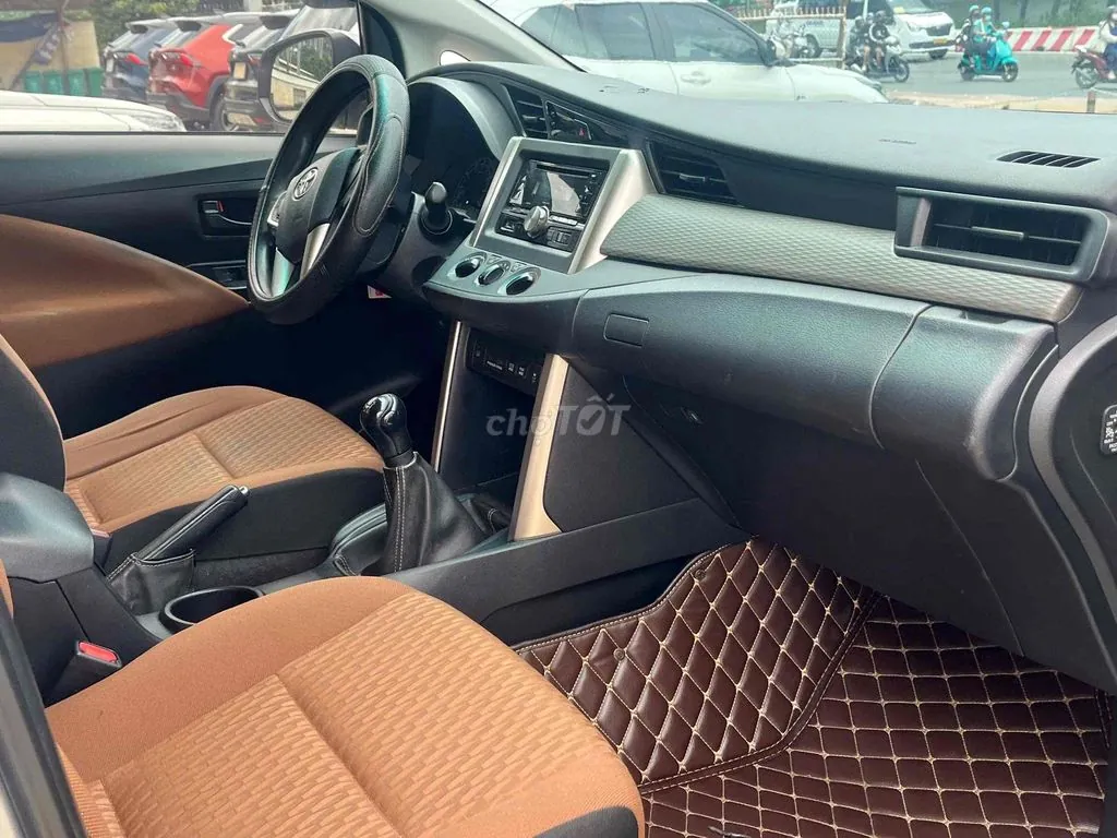 Toyota Innova 2020 photo 5