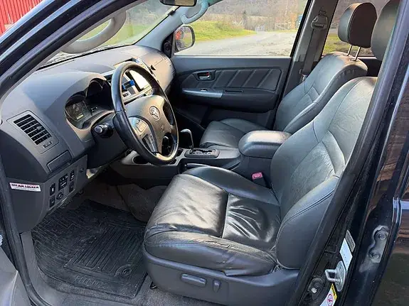 Toyota Hilux 2012 photo 5