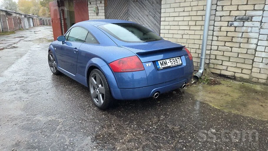 Audi Tt 2001 photo 2