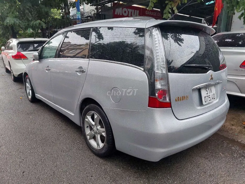 Mitsubishi Grandis