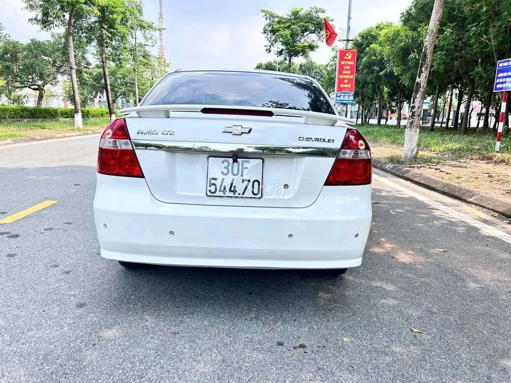 Chevrolet Aveo 2015 photo 3