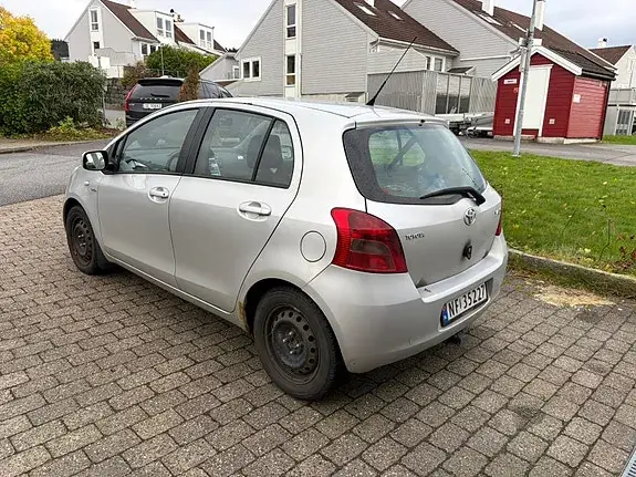 Toyota Yaris 2008 photo 4