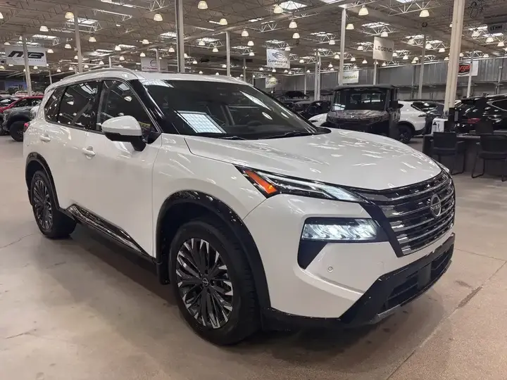 Nissan Rogue 2026 photo 2