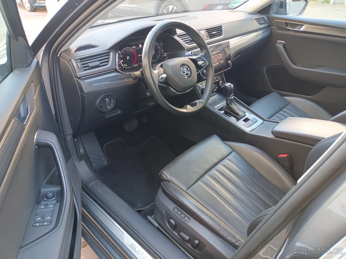 Skoda Superb 2023 photo 5