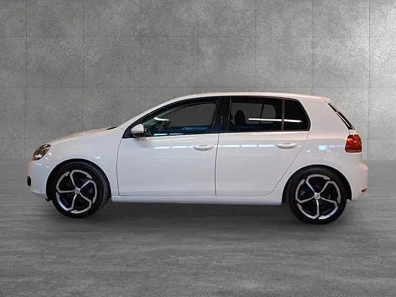 Volkswagen Golf 2010 photo 5