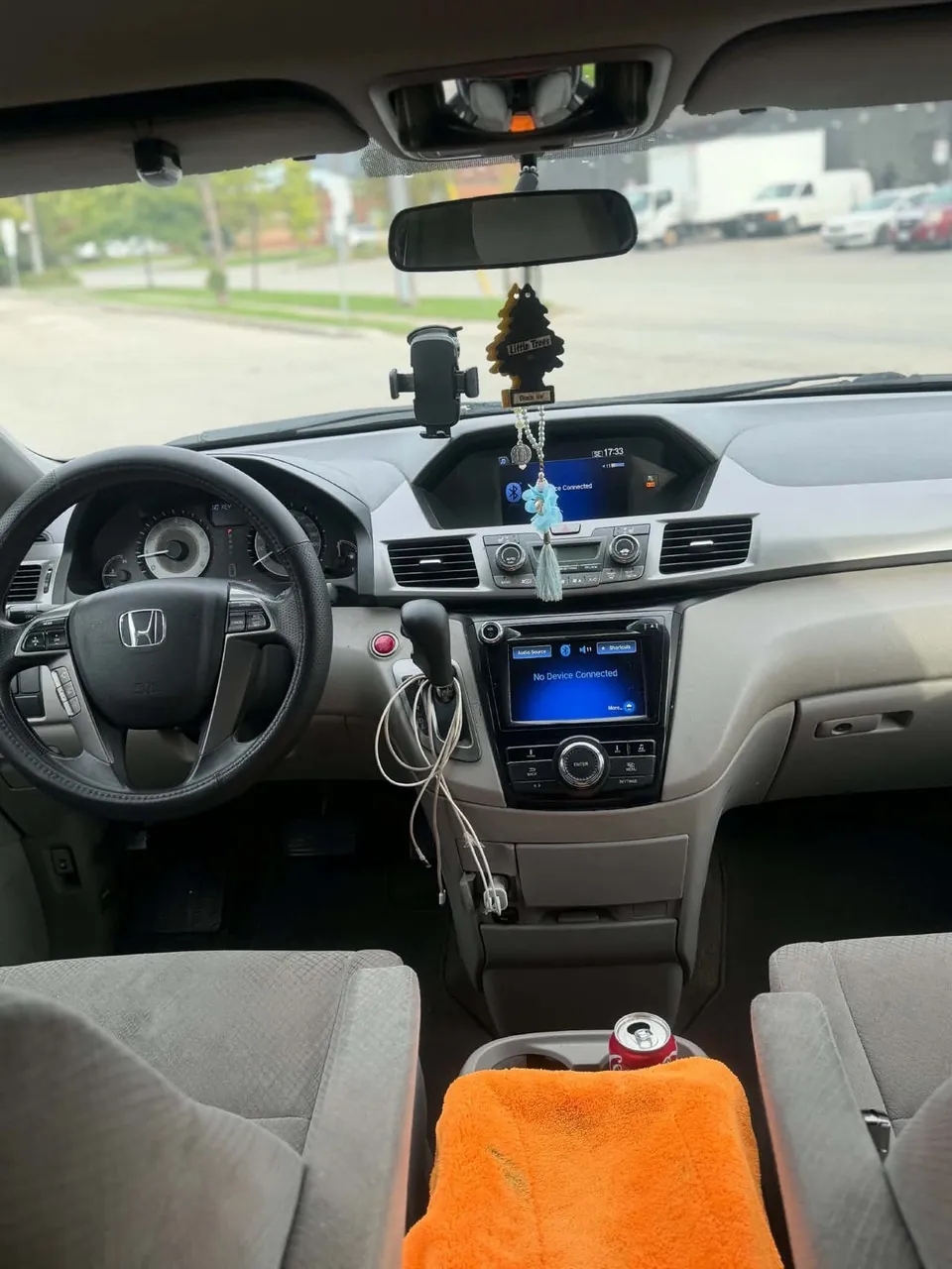 Honda Odyssey 2014 photo 2