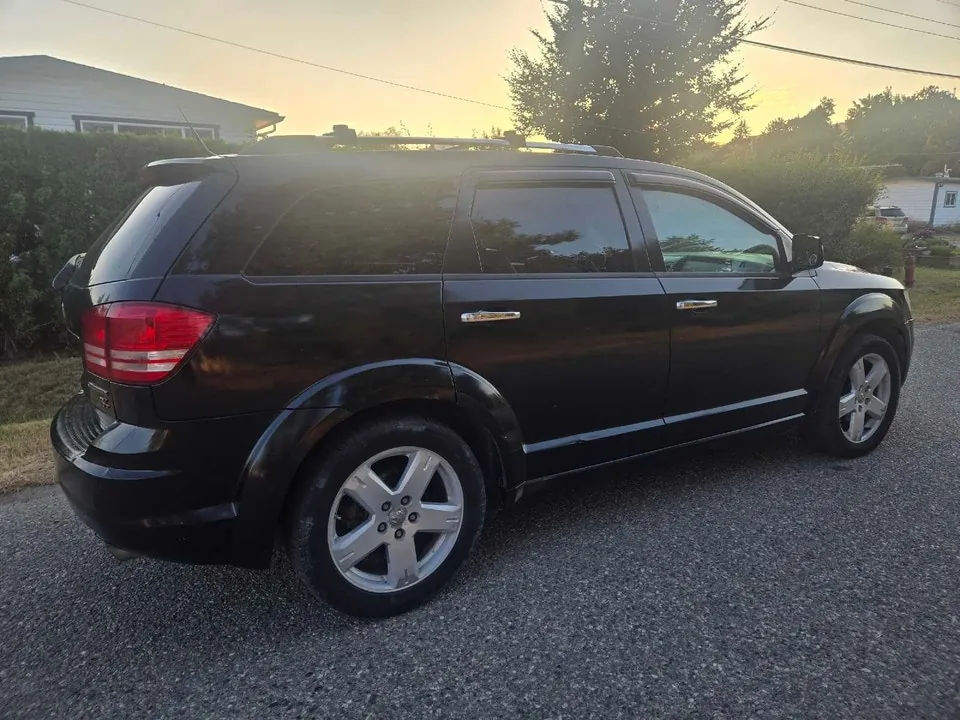 Dodge Journey 2010 photo 4