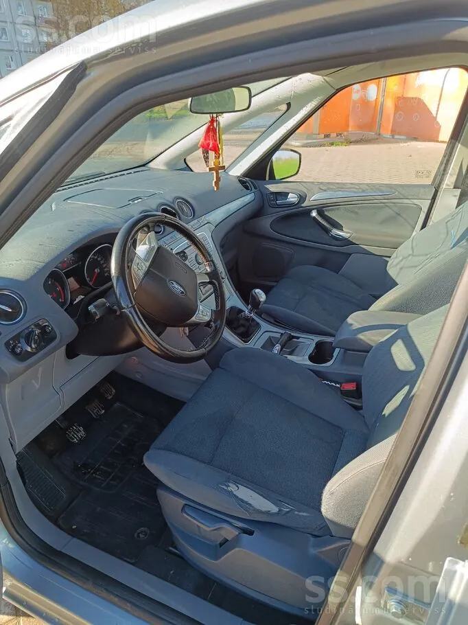Ford S-Max 2008 photo 2