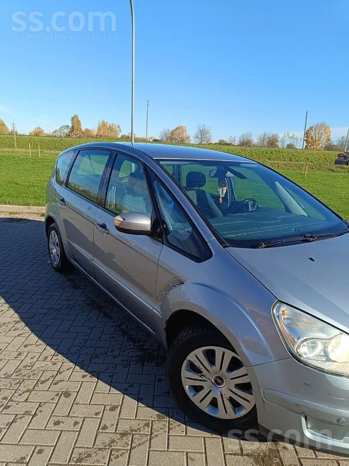 Ford S-Max