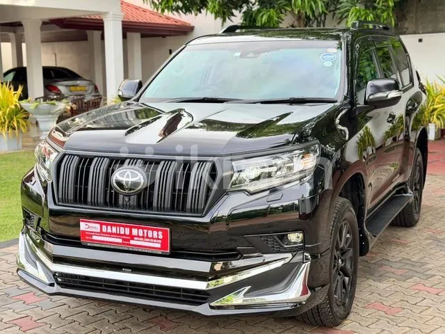 Toyota Land Cruiser Prado 2023 photo 2