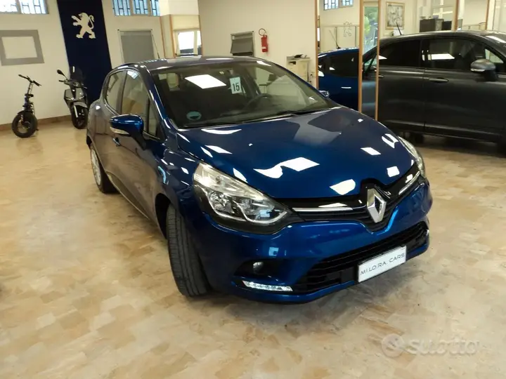 Renault Clio 2018 photo 2