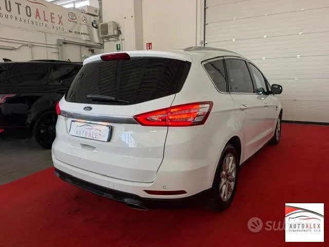 Ford S-Max 2016 photo 4