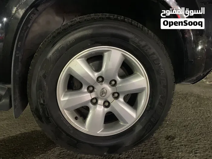 Toyota Fortuner 2011 photo 2