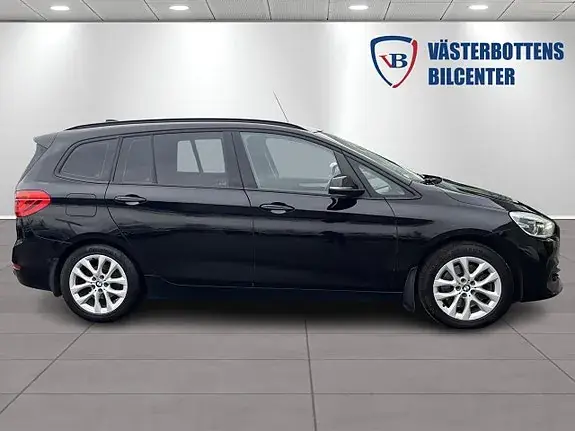 BMW 218D 2019 photo 2