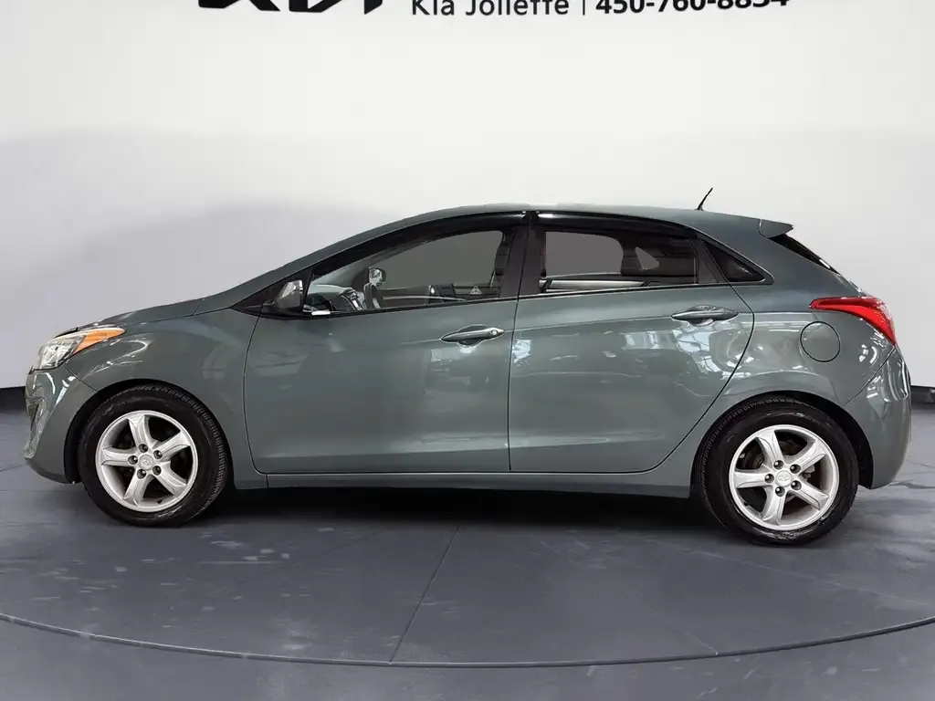 Hyundai Elantra Gt 2014 photo 2