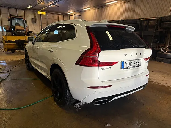 Volvo Xc60 2018 photo 2