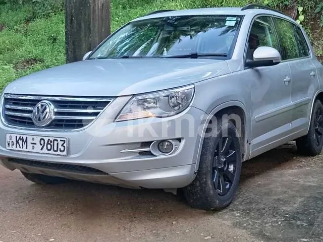 Volkswagen Tiguan 2011 photo 2