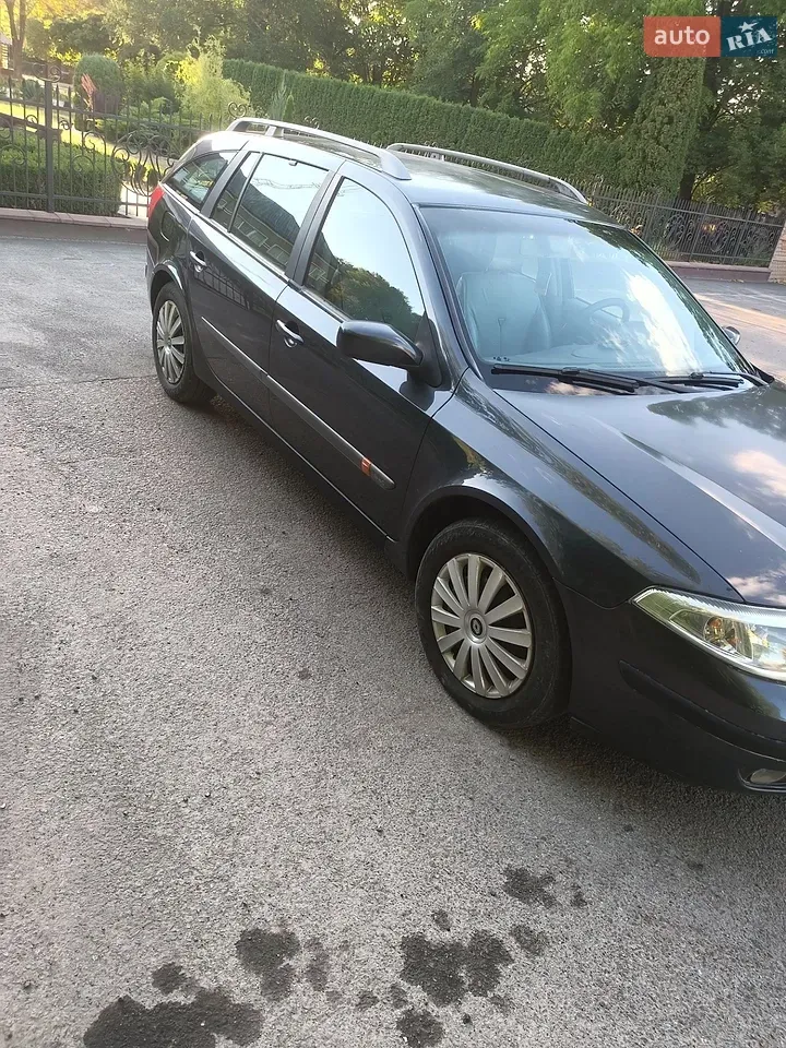 Renault Laguna 2002 photo 2