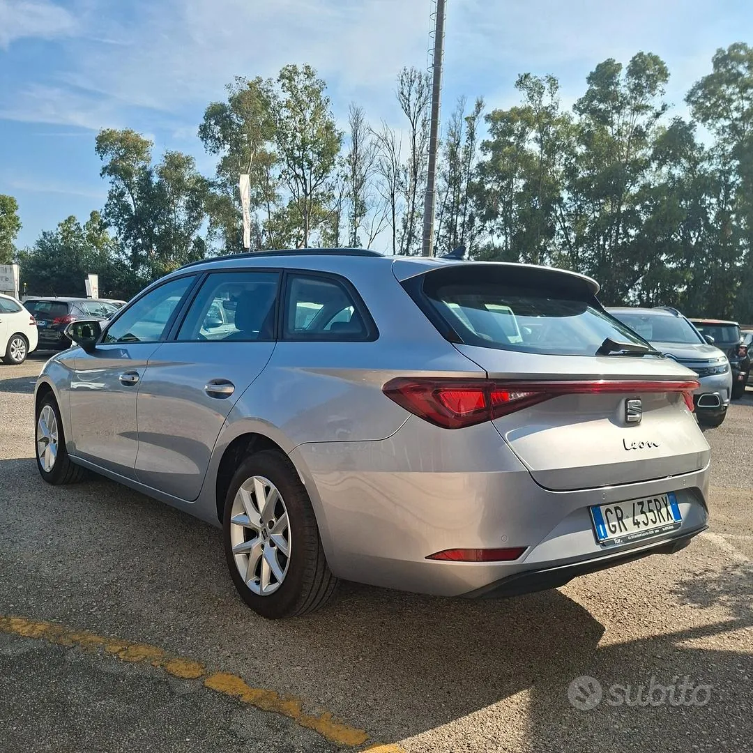 Seat Leon 2023 photo 5