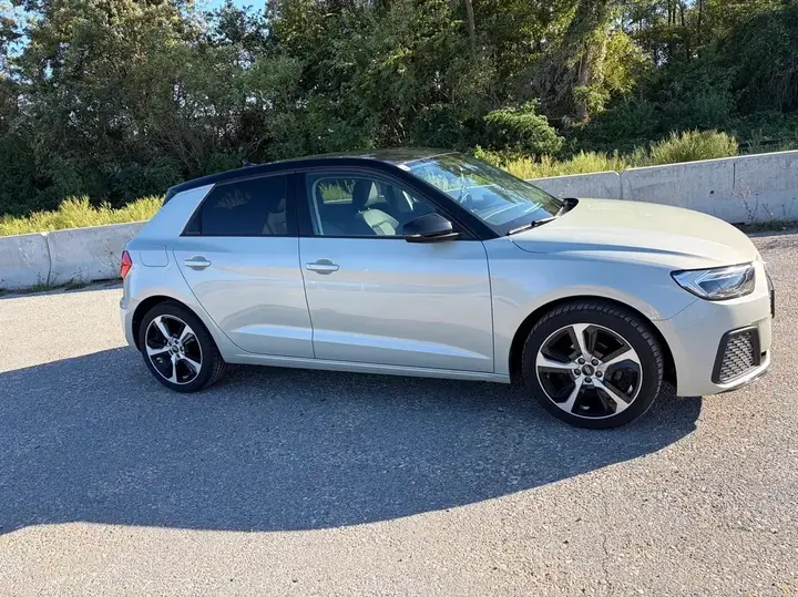 Audi A1 2024 photo 3