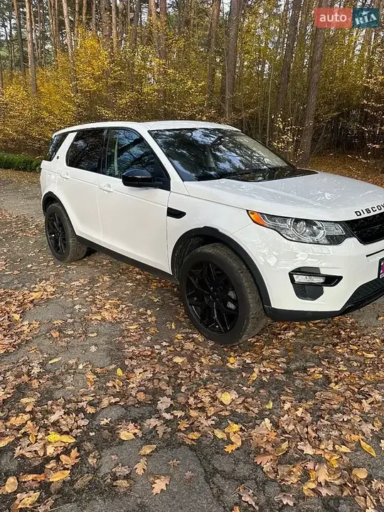 Land Rover Discovery Sport 2016 photo 4
