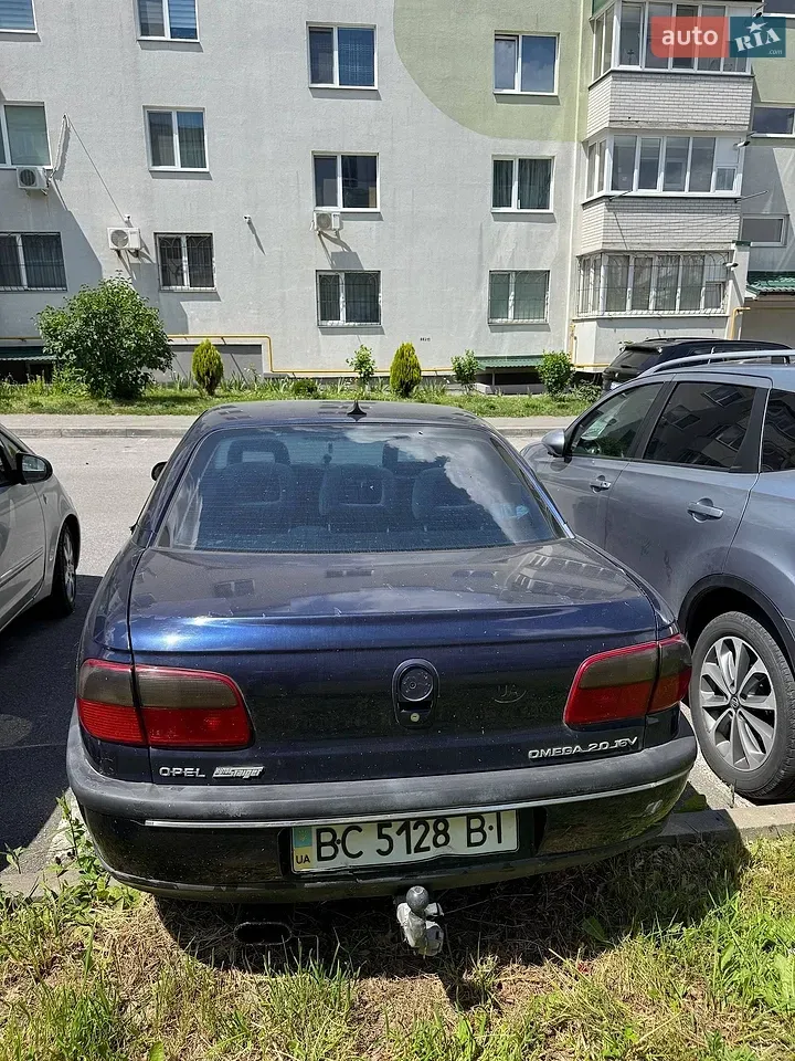 Opel Omega 1996 photo 2
