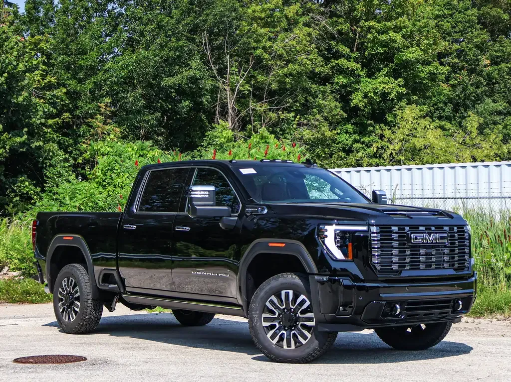 GMC Sierra 2500Hd 2026 photo 2