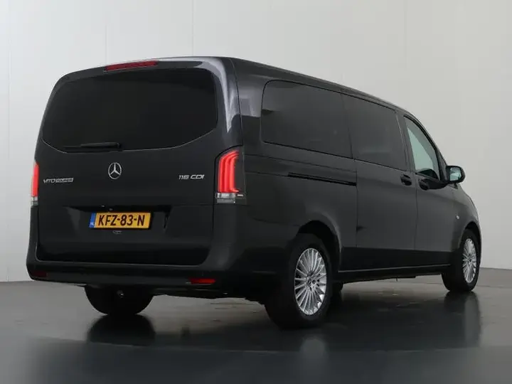 Mercedes-Benz Vito Tourer 2024 photo 2