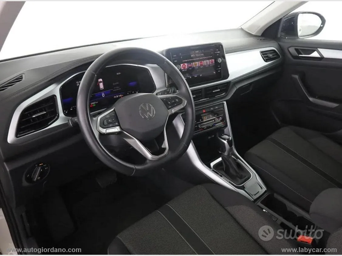 Volkswagen T-Roc 2024 photo 4
