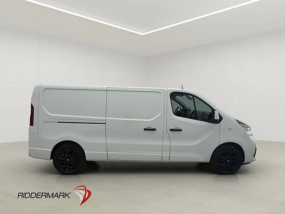 Renault Trafic 2021 photo 2