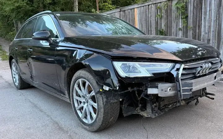 Audi A4 2018 photo 2