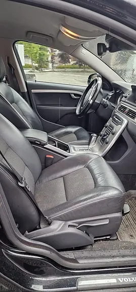 Volvo V70 2012 photo 4
