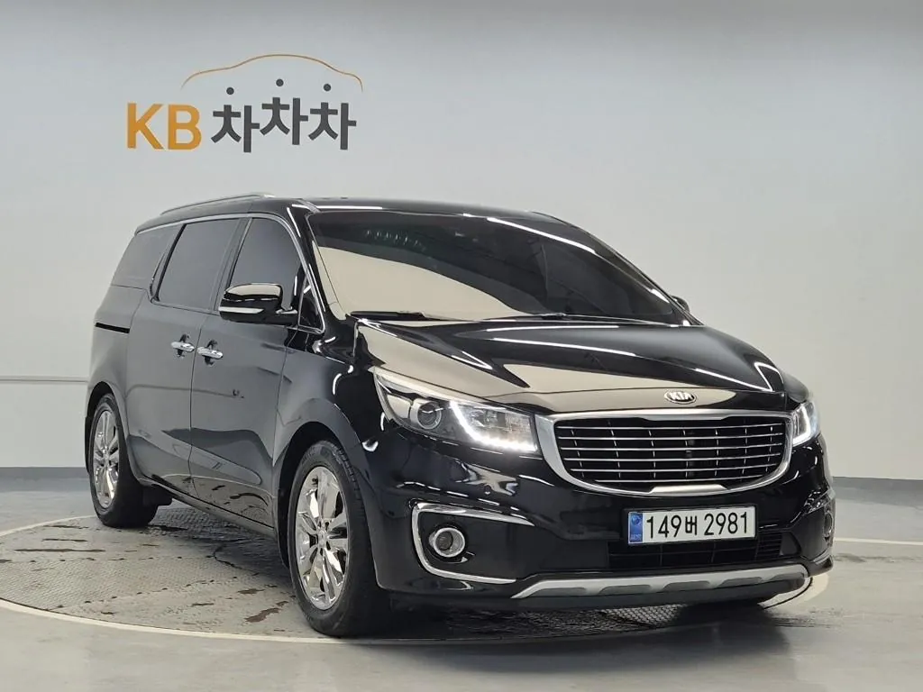 Kia Carnival 2018 photo 4