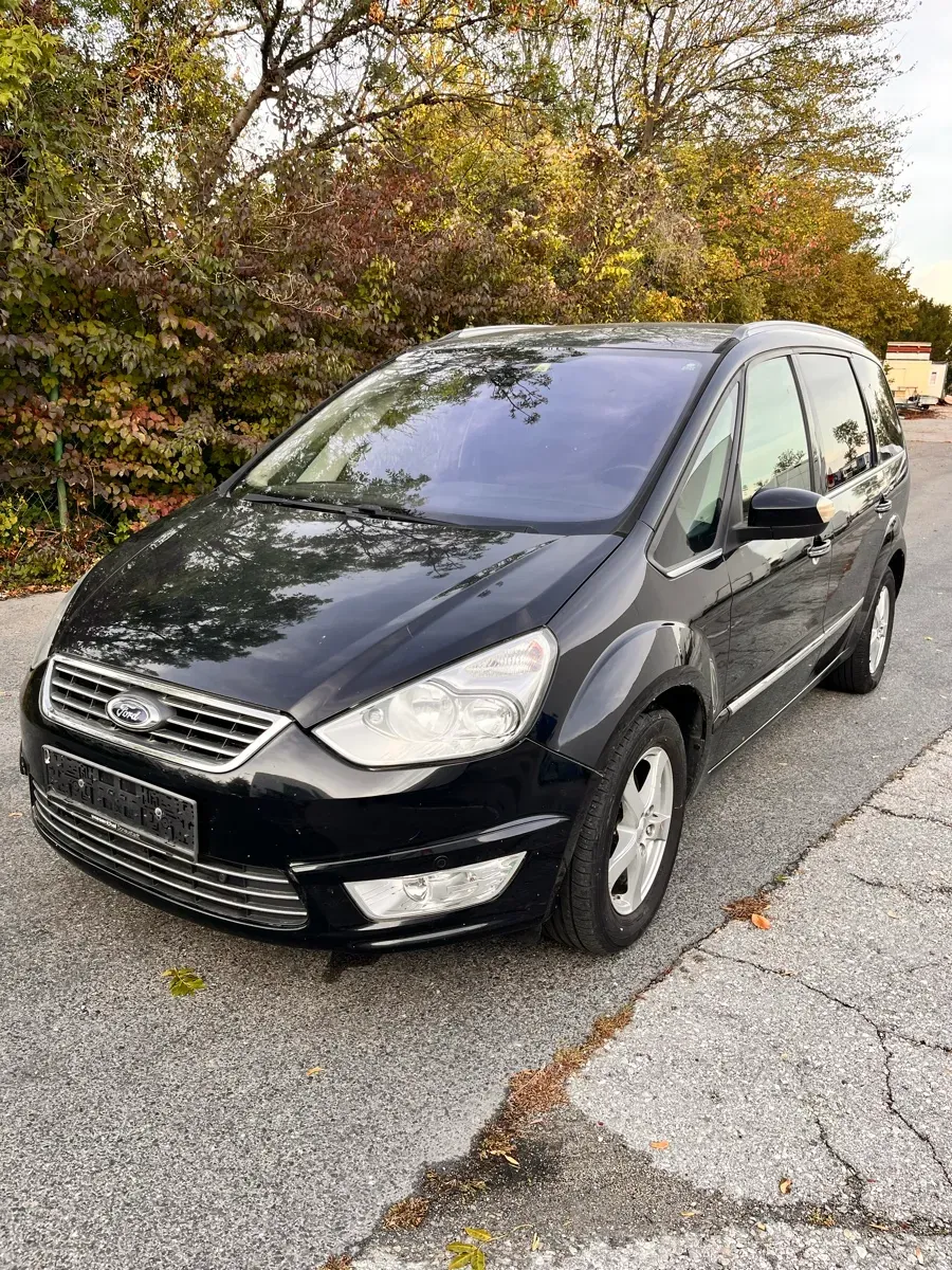 Ford Galaxy 2011 photo 2