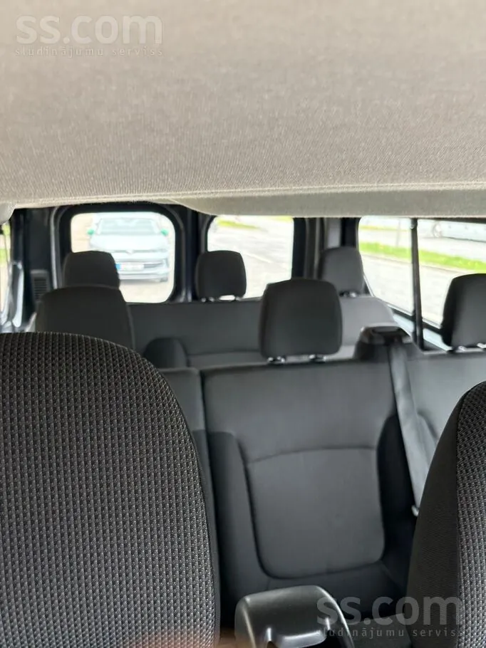 Renault Trafic 2023 photo 3