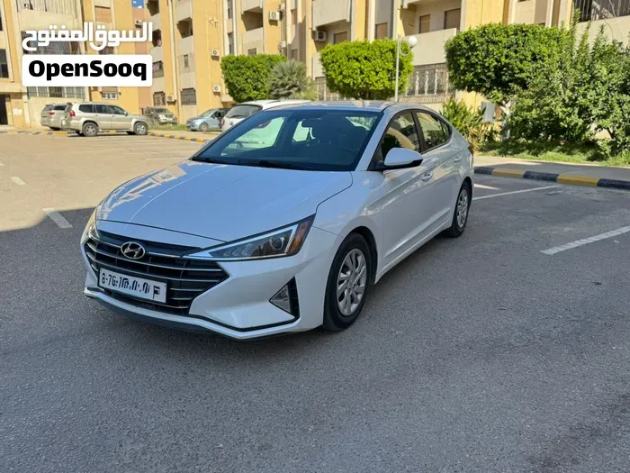 Hyundai Elantra Se 2020 photo 2