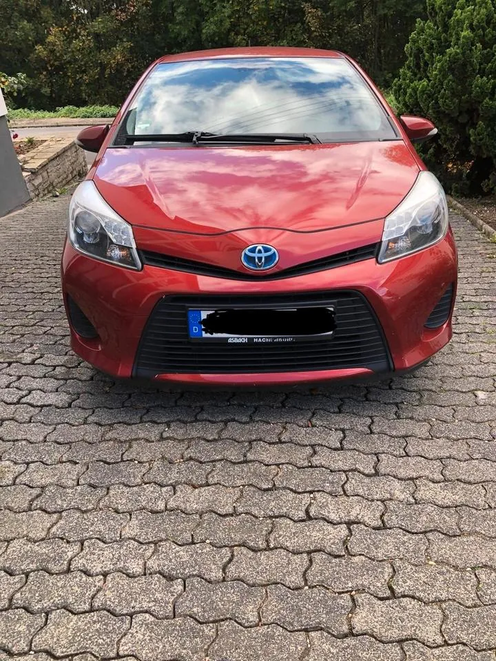 Toyota Yaris Hybrid