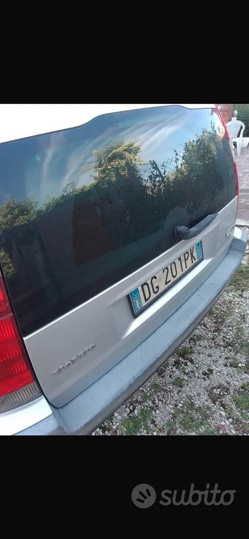 Volvo V70 2007 photo 4