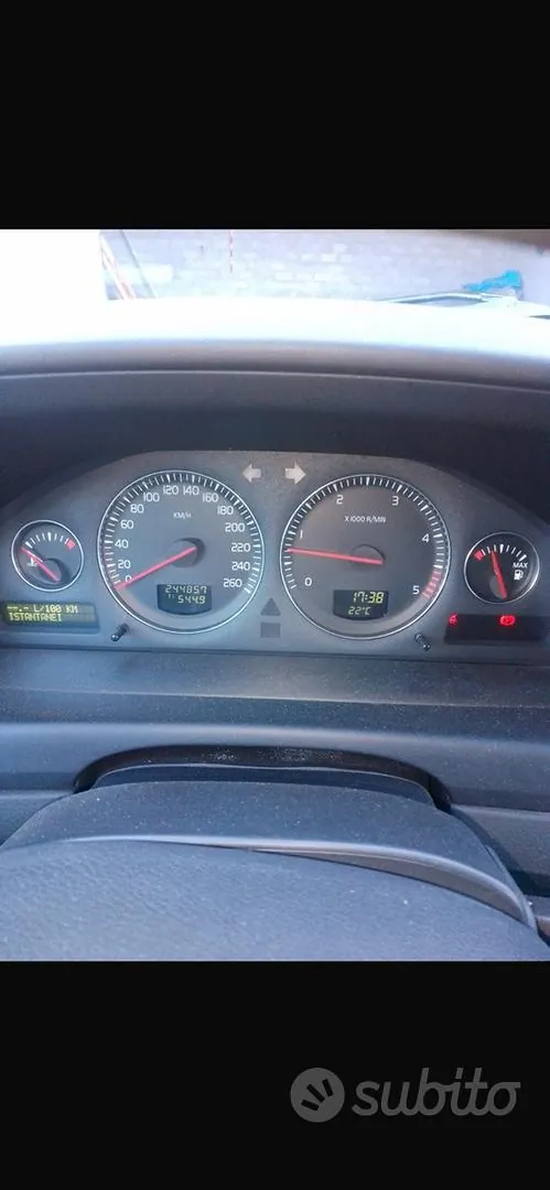 Volvo V70 2007 photo 2