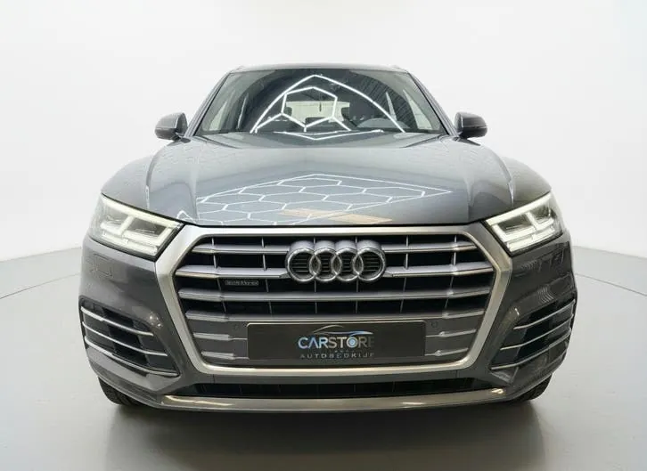 Audi Q5 2019 photo 2