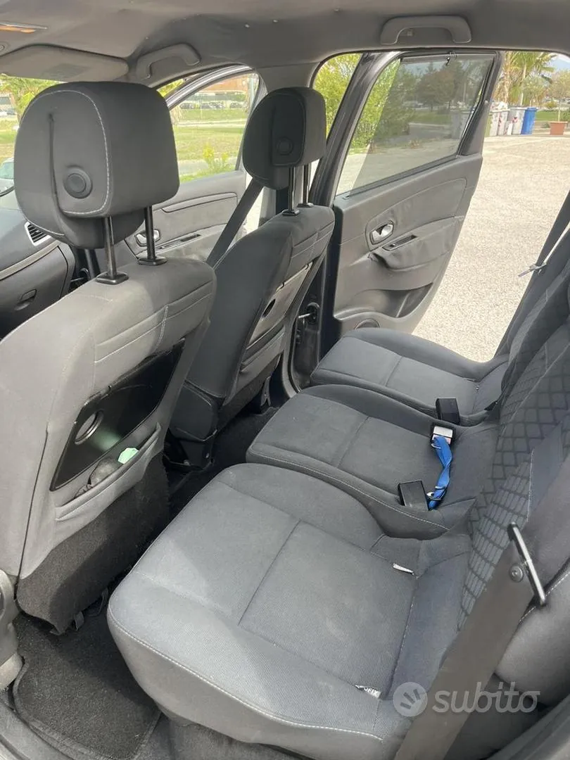 Renault Scenic 2009 photo 5