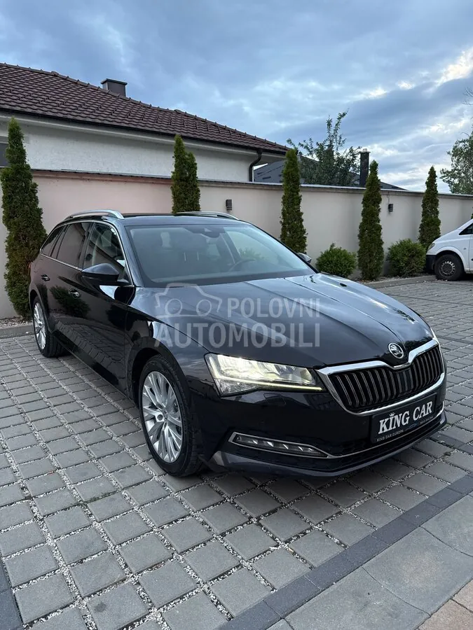 Skoda Superb 2023 photo 2