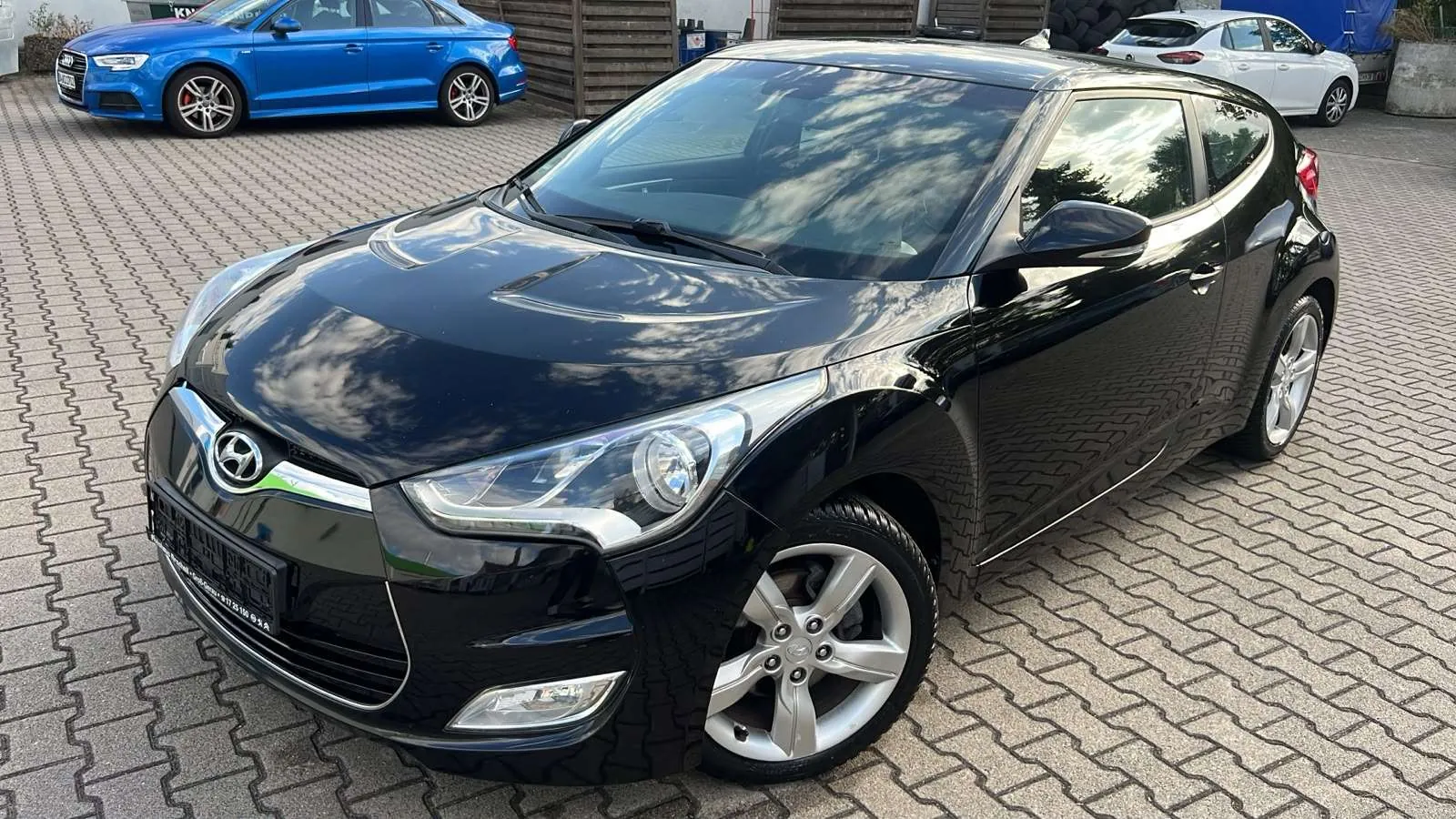 Hyundai Veloster