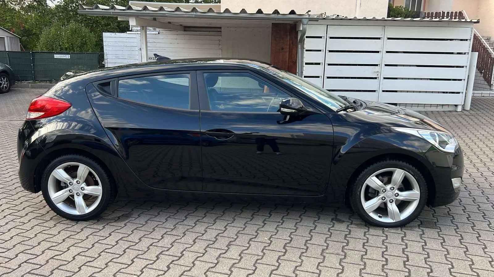 Hyundai Veloster 2011 photo 4
